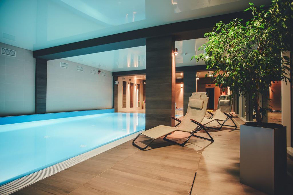 Hotel Trojan ล็องเดก-ซดรุย ภายนอก รูปภาพ